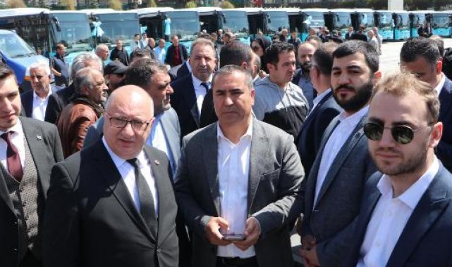 İmamoğlu'nun miting yapacağı alanda araç tanıtımına CHP'lilerden tepki