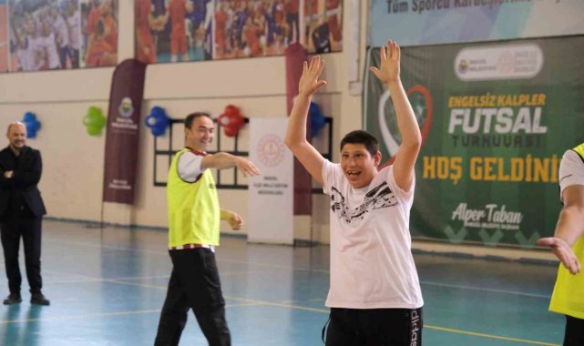 İnegöl engel tanımadı