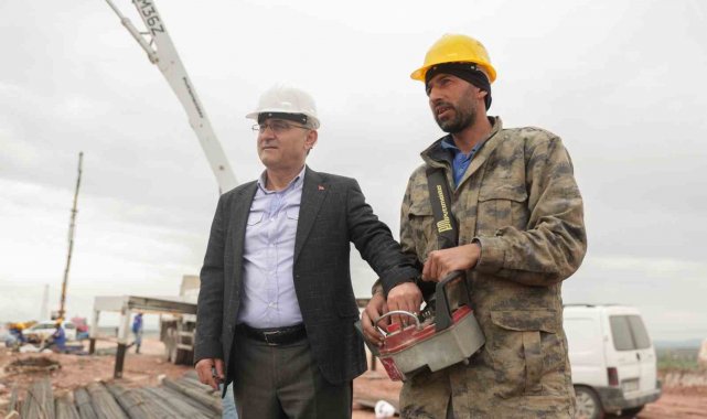 İnköy Küçük Sanayi Sitesi'nin birinci etabında yer alan beşinci bloğun temelini atıldı