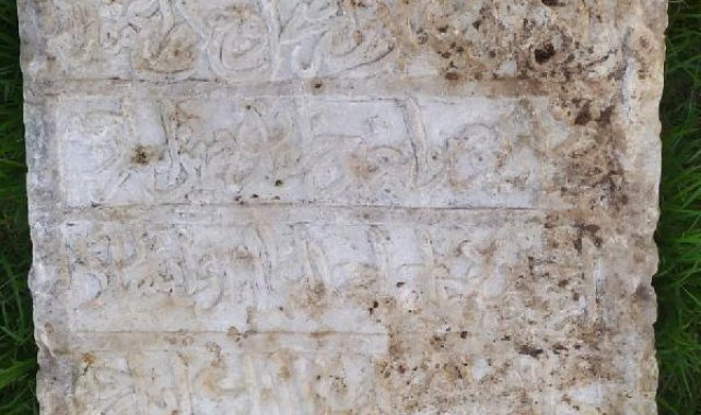 İnternette satışa çıkarılan tarihi kitabeye koruma
