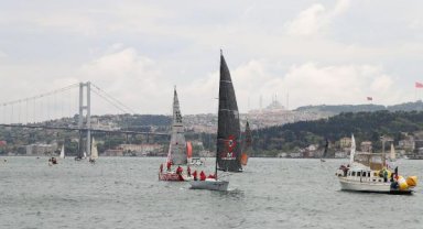 İstanbul Boğazı'nda BAU Bosphorus Sailing Cup heyecanı