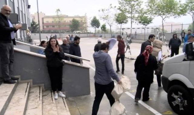İstanbul'da oylar ilçe seçim kurullarına taşınıyor
