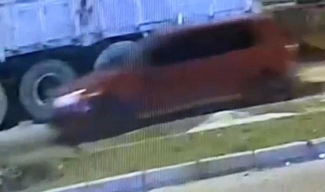 İstanbul'da park halindeki kamyonlardan yakıt çalan şüpheli yakalandı