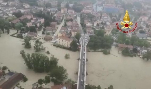 İtalya'da sel: 400 itfaiye eri müdahale ediyor