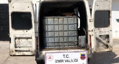İzmir'de 2,5 ton atık yağ ele geçirildi