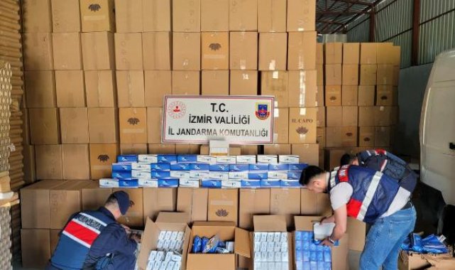 İzmir'de 34 milyon bandrolsüz makaron ele geçirildi; 4 gözaltı