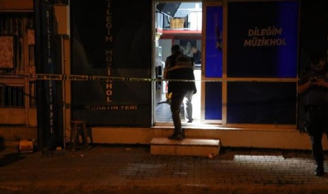 İzmir'de, eğlence mekanında çıkan tartışma silahlı kavgaya dönüştü, 1 ölü