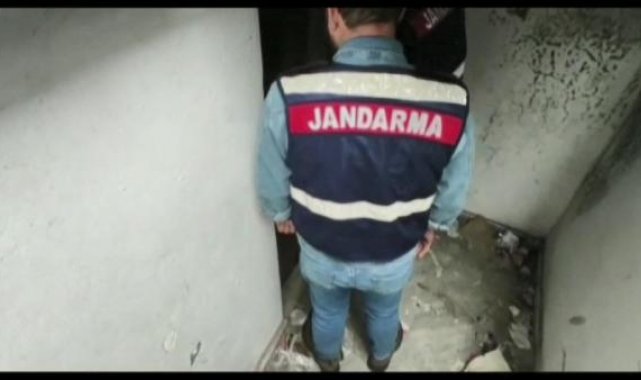 Jandarma'dan sahte parfüm operasyonu
