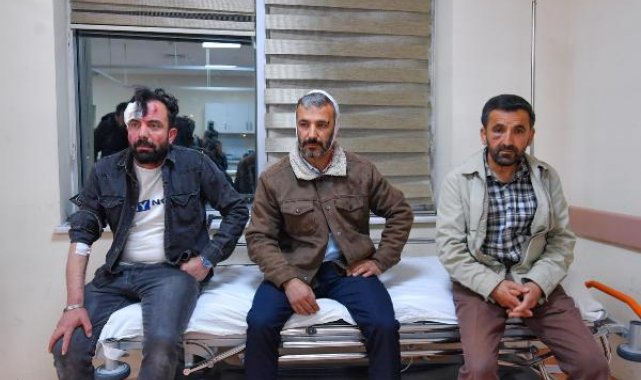 Kahvedeki seçim çalışmasında 4 kişi darbedildi; olay anı kamerada