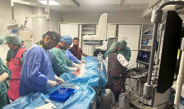 Kalbi delik hastaya ameliyatsız kapama işlemi