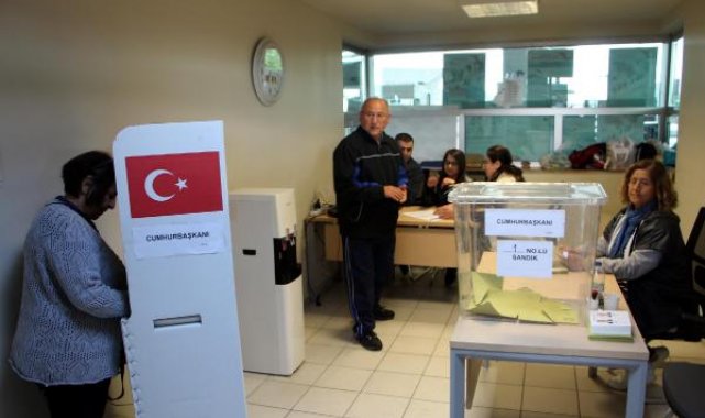 Kapıkule'de oy kullanma işlemi yeniden başladı