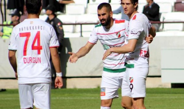Karşıyaka geç açıldı