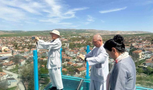 Kayabaşı Cam Seyir Terası'nın ilk misafirleri Güney Kore'den