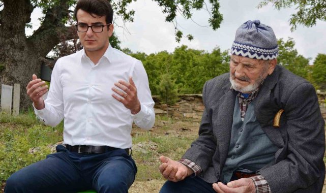 Kaymakam Okumuş, şehit kabrini ziyaret etti