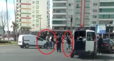 Kazadan sonra sürücülerin kavgası kamerada