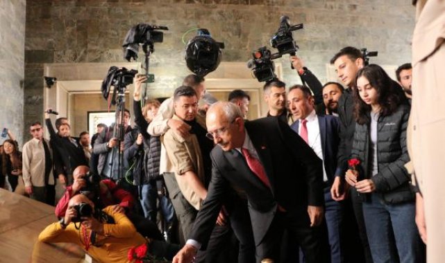 Kılıçdaroğlu'ndan Anıtkabir'e ziyaret
