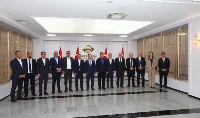 KKTC Başbakanı Üstel, yıkılan Isias Otel'in olduğu alanda inceleme yaptı