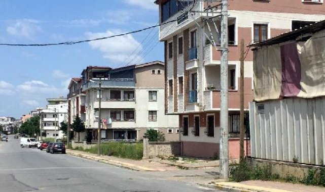 Kocaeli'de iki grubun bıçaklı kavgasında 4 yaralı