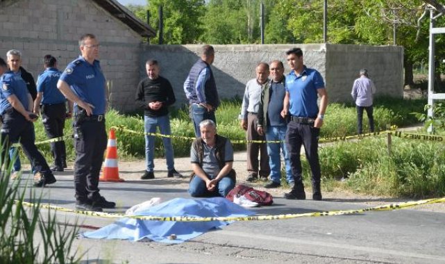 Konya'da midibüs ile çarpışan motosikletteki 2 liseli öldü