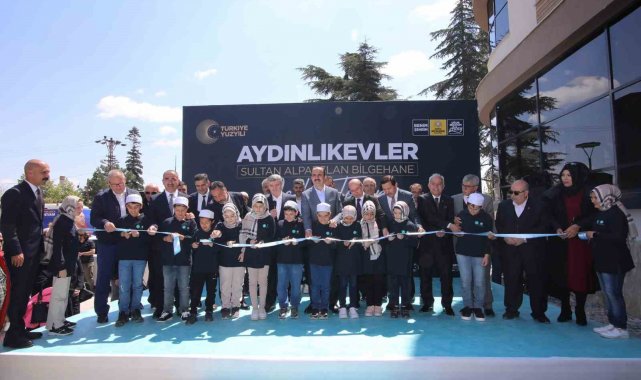 Konya'daki 20. Bilgehane dualarla açıldı