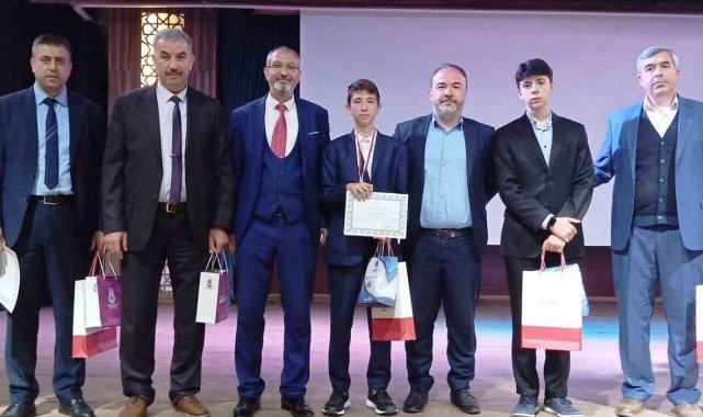 Kuran'ı Kerim'i Güzel Okuma Yarışması Ege Bölge birincisi Kütahya'dan