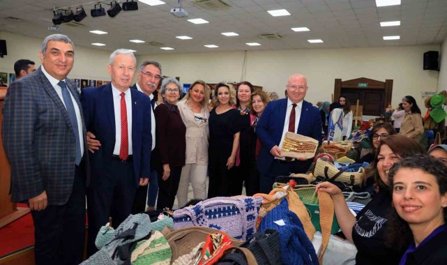 Kursiyerlerin yılsonu sergisi