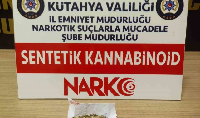 Kütahya'da bekçiler bir kişinin üzerinde uyuşturucu ele geçirdi