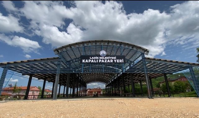 Ladik yeni pazar yerine kavuştu
