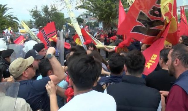 Maltepe'de miting alanına girmek isteyen gruba polis müdahalesi