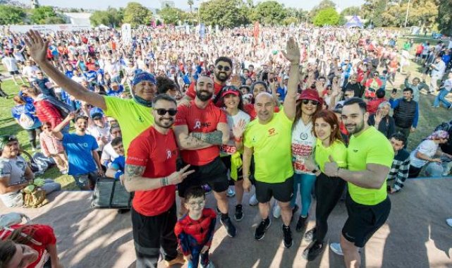 Maratonİzmir 100'üncü yıl onuruna koşuldu