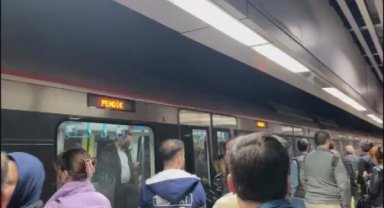 Marmaray seferlerinde intihar girişimi nedeniyle aksama- 1