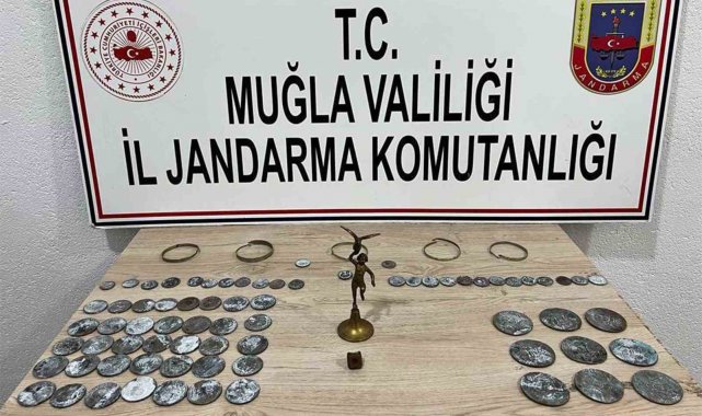 Marmaris şehir merkezinde Jandarma'dan tarihi eser operasyonu