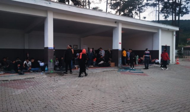 Marmaris'te Jandarma ekipleri 96 düzensiz göçmen yakaladı