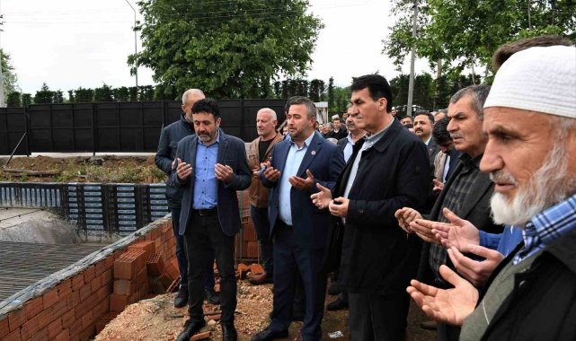 Mehmet Akif Mahallesi'ne örnek hizmet