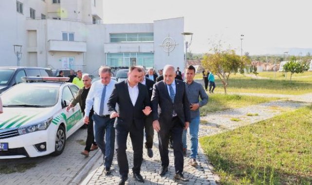 Mehmet Büyükekşi, Yeni Mersin İdmanyurdu Futbol Kulübü ve Erdemli Tesisleri'ni ziyaret etti