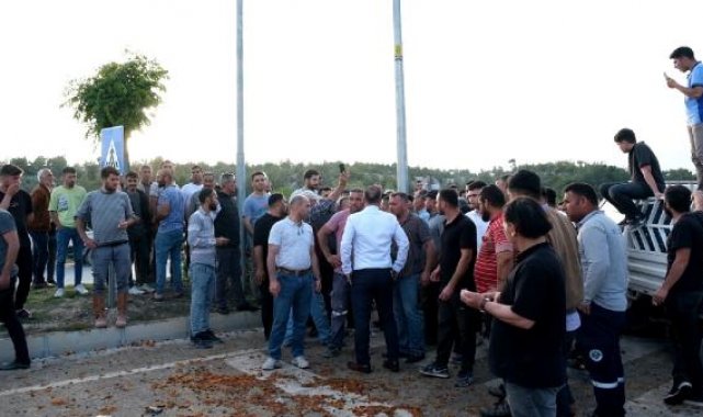 Mersin'de kayısı üreticilerinden 'düşük fiyat' eylemi