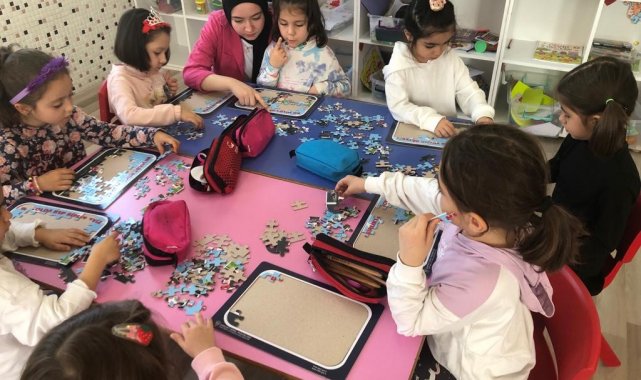 Meslek lisesi öğrencileri hayata dokunuyor