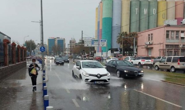 Meteoroloji'den İzmir için sağanak uyarısı