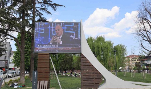Millet Bahçesine LED ekran takıldı