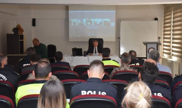 Miting ve futbol müsabakası değerlendirme toplantısı düzenlendi