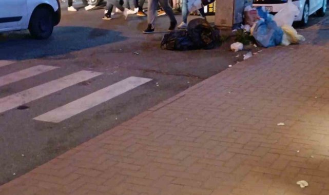 Motosiklet ile otomobille çarpıştı: 1 ağır yaralı