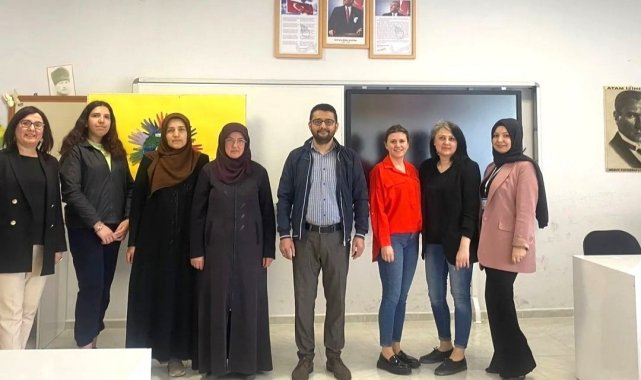 Öğrenci velileri oyuncak yapımında yarıştı