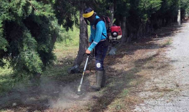 Ortaca'nın park bahçe ve yollarında çalışma