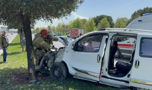 Pendik'te kazada 1'i kalp hastası bebek 4 kişi yaralandı