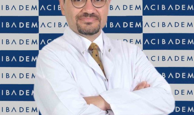 Prof. Dr. Sızmaz: "Gözünüzde uçuşmalar ya da ışık çakmaları varsa göz doktoruna başvurun"