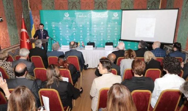 Roma Yunus Emre Enstitüsü'nde Karadeniz Tahıl Girişimi'ne ilişkin panel düzenlendi