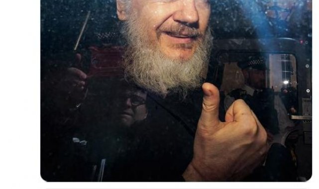 Rus Dışişlerinden İngiliz Dışişlerine 'Assange' göndermesi