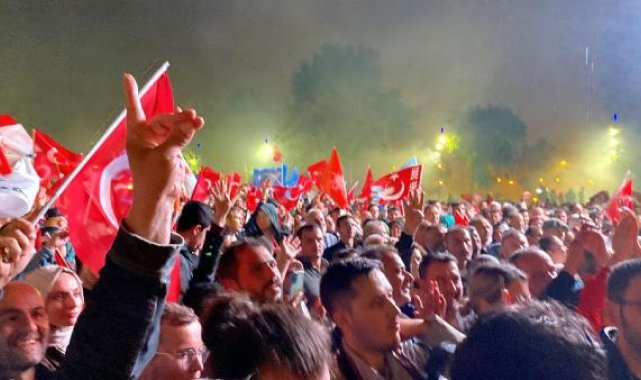 Sakarya'da, 'Cumhurbaşkanı Seçimi' kutlamaları