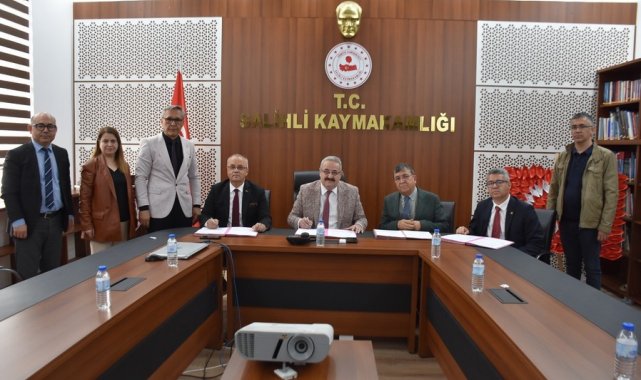 Salihli'de, Mesleki Eğitim Sanayi İş Birliği Projesi protokolü imzalandı