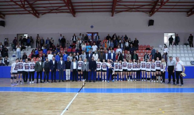 Şampiyonlara coşkulu kutlama
